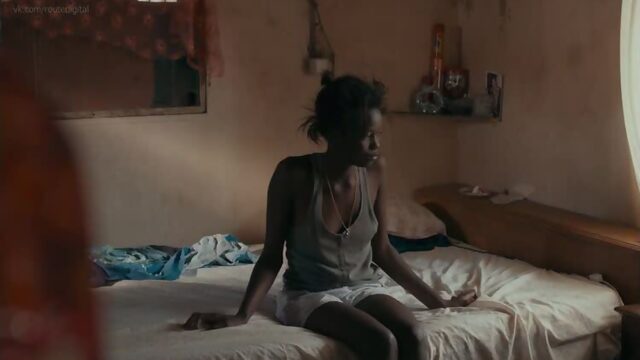 Mame Bineta Sane - Atlantics (2019) HD 1080p Nude? Sexy! Watch Online / Мамэ Бинета Сане - Атлантика